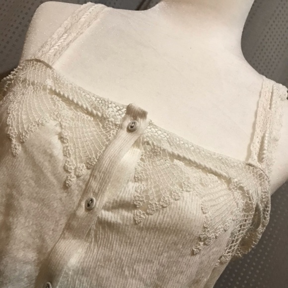 NWT Boho Topshop Vanilla Crochet Belted Crop Top - Picture 4 of 8